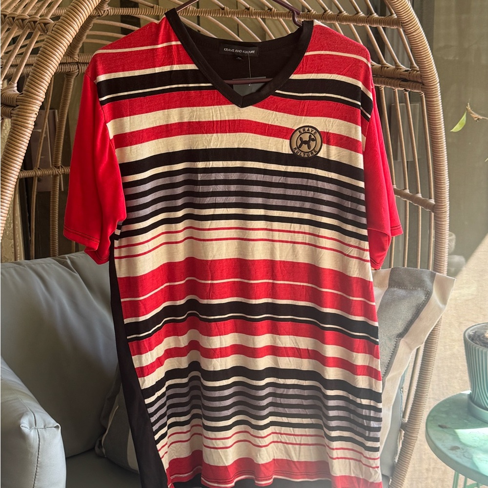 Krave & Kulture NWT Men’s Stripe V Neck Tee - Sz XL
